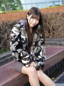 FC2 PPV 4748801 ⚠永久保存⚠激かわ！！エッチがしたすぎる発情しまくり女子大生（２１）メス臭ハンパない陰毛極薄ピンクまんこに鬼ピストンで大量中出し『みゆ』