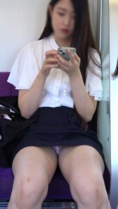 Pcolle PPV【9月23日まで顔モザなし】ハイパー美人OLさん、ピンクTバックから手入れなしの自然なハミ毛[4K動画][顔出し][ドアップあり