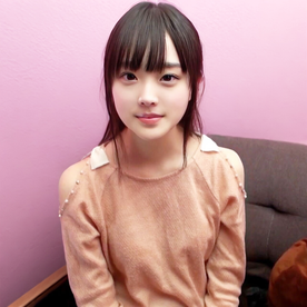 FC2 PPV 4753168【在庫のみ】純真無垢な製菓専門生(18)　敏感な初膣に素股誤挿入で完全K.O!　泣き喚くまでハメ続け初中出しまで奪取した衝撃映像【特典原版配布（8GB）】