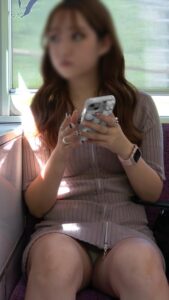 Pcolle PPV【10月19日まで顔モザなし】かわいいギャルさん、めくって全部丸見え[4K動画][顔出し][ドアップあり]