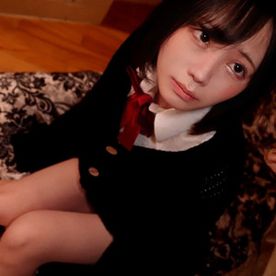 FC2 PPV 4653868 可愛いは正義！天真爛漫なアイドル級18歳と濃密個撮　マスク外したら衝撃的な可愛さで速射不可避の神級原盤