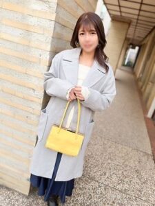 FC2 PPV 4784925【ちっぱいな妻】Bカップ・乳首を刺激するとまん汁が止まらないアラサー美人エロ奥様（３１）久々の生ちんぽでガチイキ中出し『なつ』