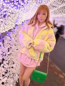 FC2 PPV 4793119【神】顔面偏差値レベチ！ギャンブル狂いのドスケベスレンダーギャル（２４）男3人でハメまくりの合計7射精！