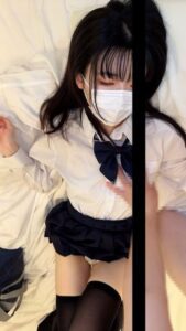 FC2 PPV 4072459【個撮】あどけ。なさとキレイな黒髪スレンダー美脚s女３。嬉しそうにア●ルを舐めるよう調教し「ダメぇ！！きちゃうきちゃう！あっ！あ～～っっ！！♥」ご褒美に超敏感体質を痙攣イキさせてあげました。