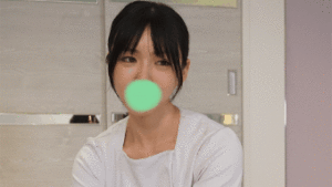 Pcolle PPV《個人撮影》彼氏のちんぽと比べさせられて「言えない…分かんないよ！」貞操観念高めの美人セラピストさんでも膣奥ガン突きされるとイキ