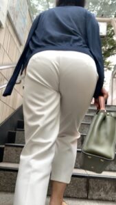 Pcolle PPV【再販】No.1431「甘えたくなる爆尻！果てしなく透けているPラインも魅力的なセレブママ」