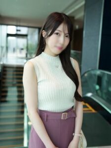 FC2 PPV 4857697 ※初回のみ※激ヤバ！※中出し不可避※結婚２年目モデル級の美人奥様（２６）に結婚指輪をつけてもらってSEXしたらお互い興奮しすぎて中に出しちゃいました（あかね）