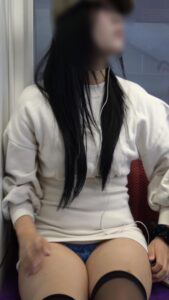 Pcolle PPV【4月19日まで顔モザなし】ただ立ってだけで見えちゃってる激ミニワンピちゃん[4K動画][顔出し][ドアップあり]